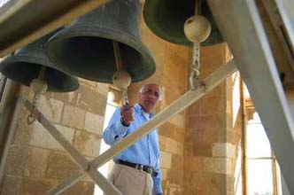Mordechai Vanunu Ring them bells, ye heathen...